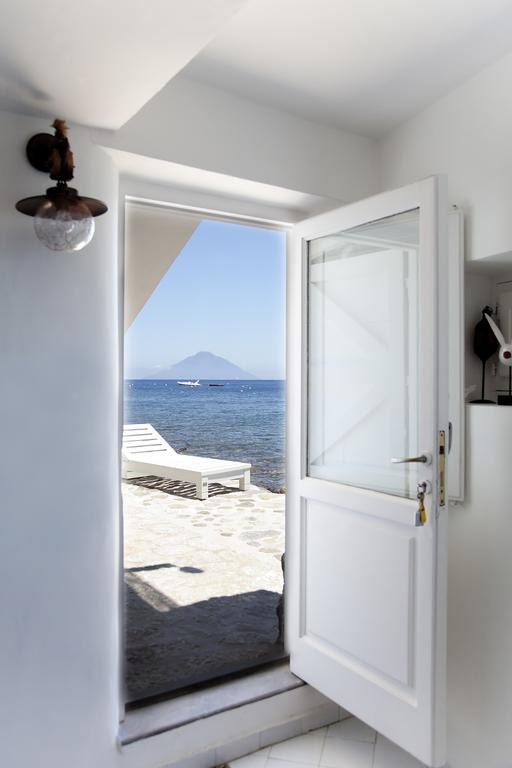 Il Galeone Villa Panarea