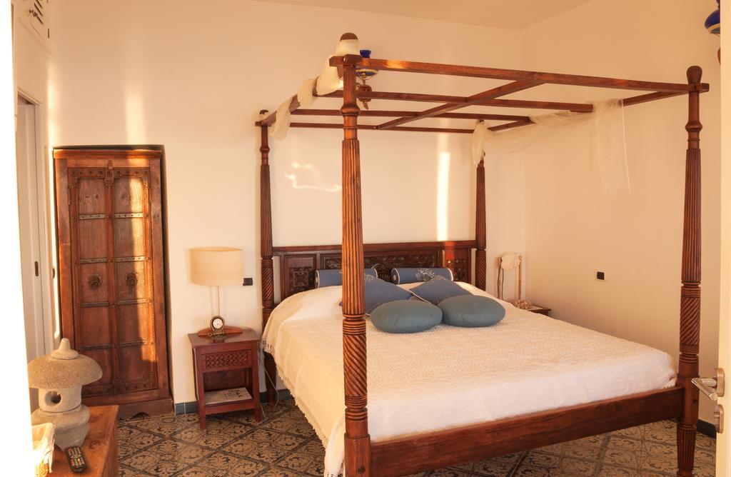 Il Galeone Villa Panarea